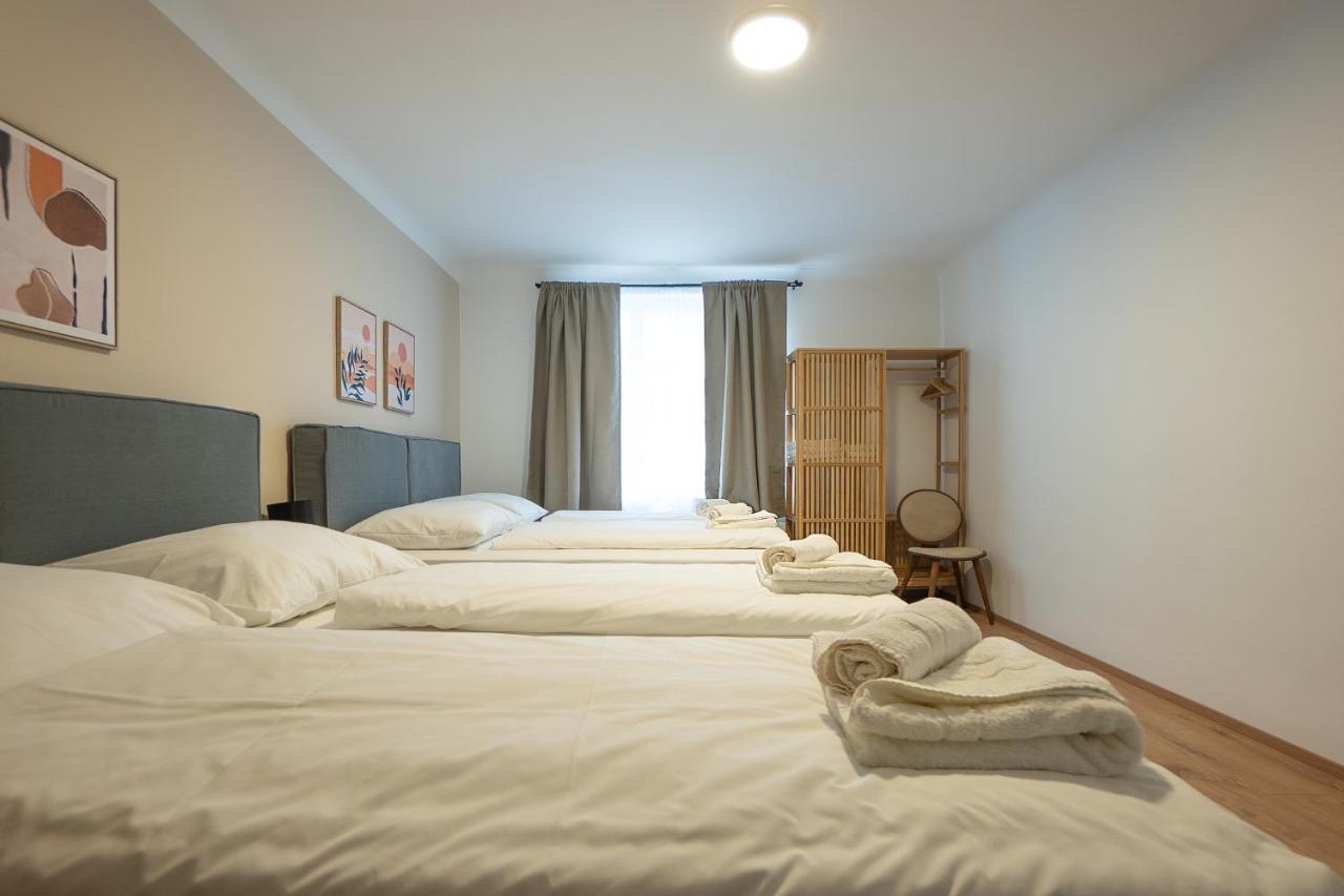 A 2-Bedroom Apartment With A King-Size Bed And A Balcony Is Located Just A 15-Minute Walk From Stephansplatz. فيينا المظهر الخارجي الصورة
