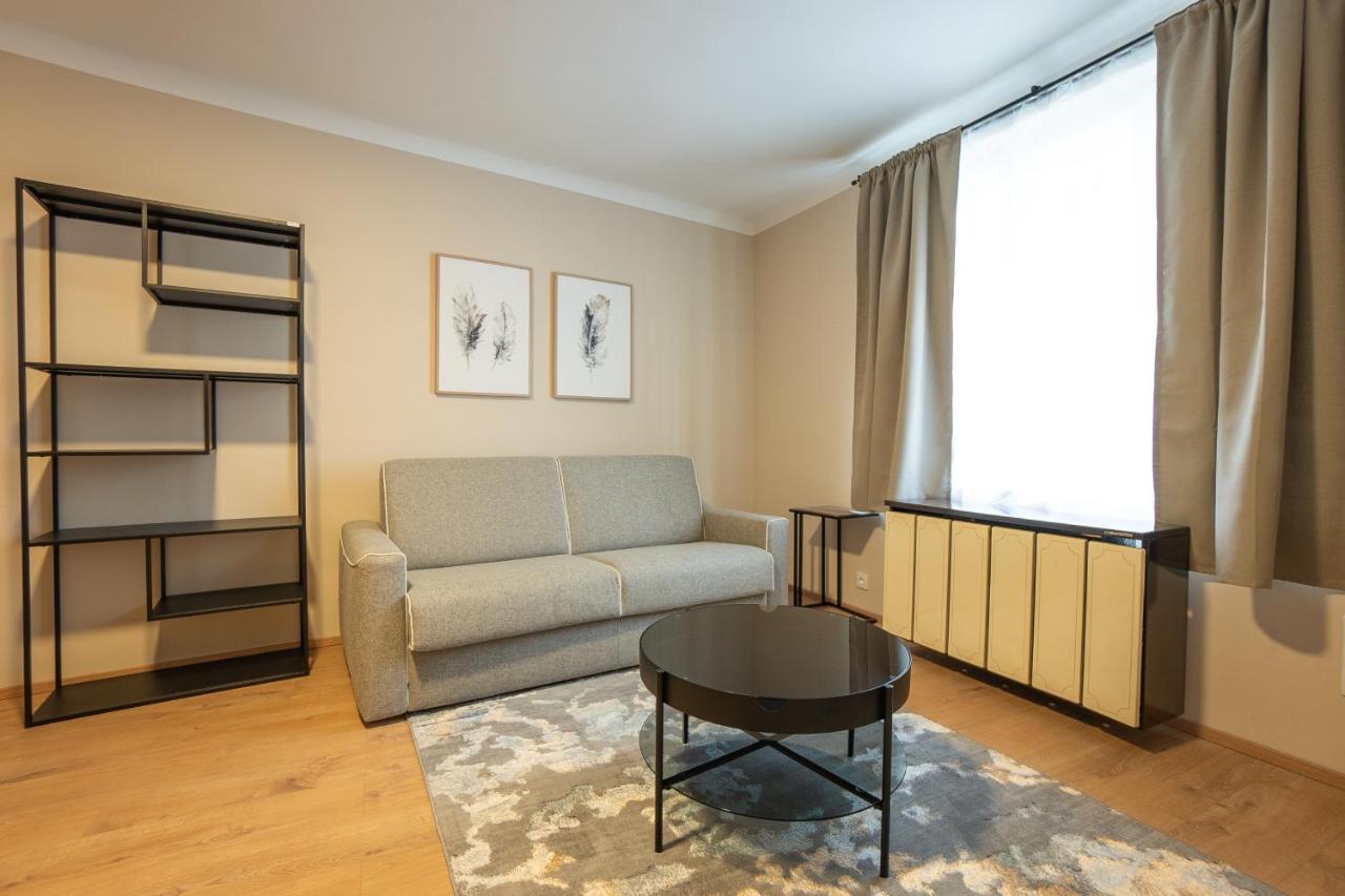 A 2-Bedroom Apartment With A King-Size Bed And A Balcony Is Located Just A 15-Minute Walk From Stephansplatz. فيينا المظهر الخارجي الصورة