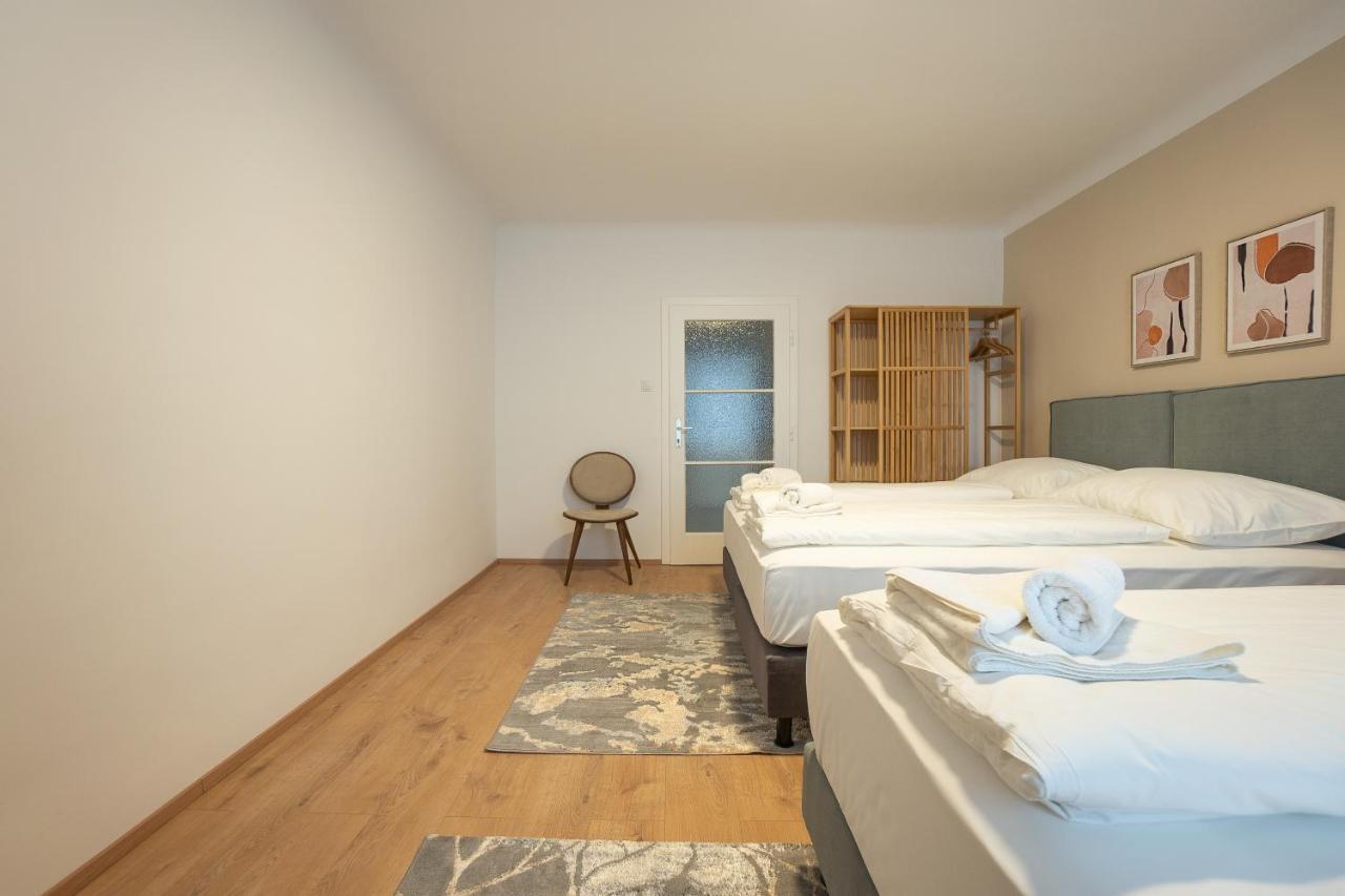 A 2-Bedroom Apartment With A King-Size Bed And A Balcony Is Located Just A 15-Minute Walk From Stephansplatz. فيينا المظهر الخارجي الصورة